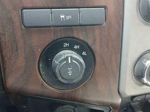 Used 2014 Ford F250 Lariat w/ Lariat Ultimate Package image 22