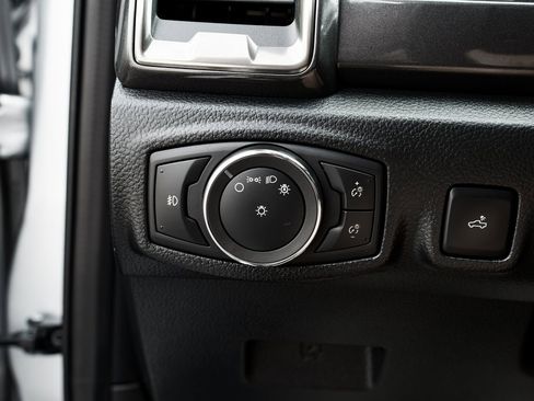 Used 2020 Ford Ranger Lariat w/ Equipment Group 501A Mid image 22