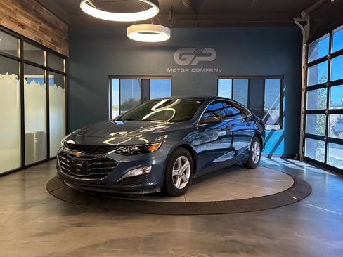 Used 2025 Chevrolet Malibu LS FWD image 7