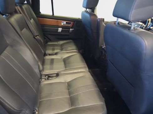 Used 2016 Land Rover LR4 HSE AWD/4WD image 13