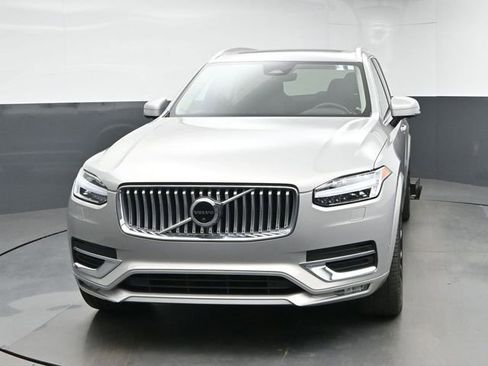 Used 2023 Volvo XC90 B6 Plus w/ Protection Package Premier AWD/4WD image 3