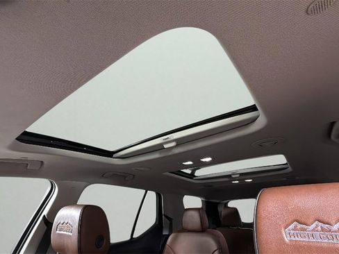 Used 2021 Chevrolet Traverse High Country w/ LPO, 'HIT The Road' Package image 29