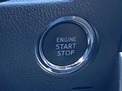 Used 2022 Toyota 4Runner Limited image 40