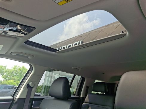 Used 2025 Hyundai Santa Fe XRT w/ Tow & Go Package AWD/4WD image 14