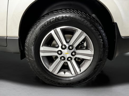 Used 2016 Chevrolet Traverse LT image 47