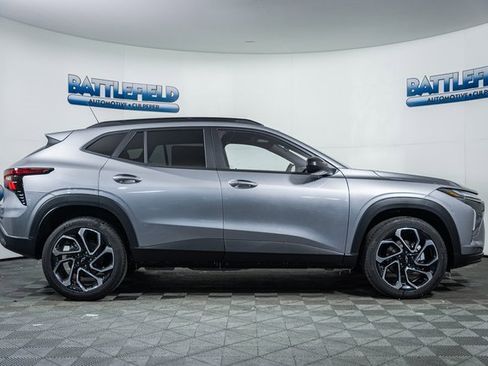 New 2026 Chevrolet Trax RS w/ Driver Confidence Package image 11