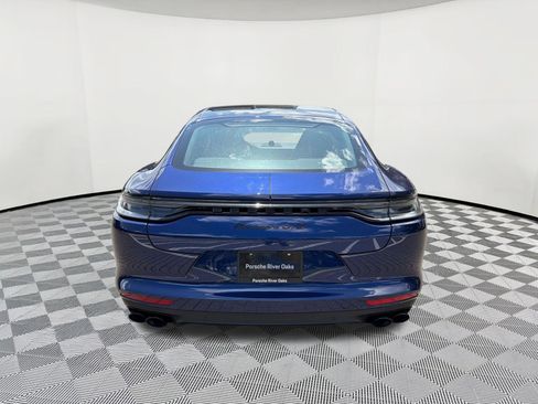 Certified 2023 Porsche Panamera GTS w/ Assistance Package AWD/4WD image 10