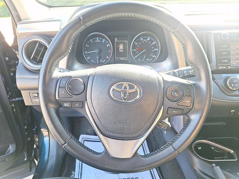 Used 2017 Toyota RAV4 XLE FWD image 13