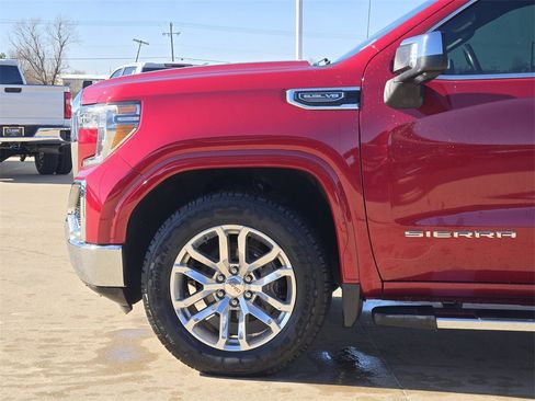 Used 2019 GMC Sierra 1500 SLT w/ SLT Premium Package image 28