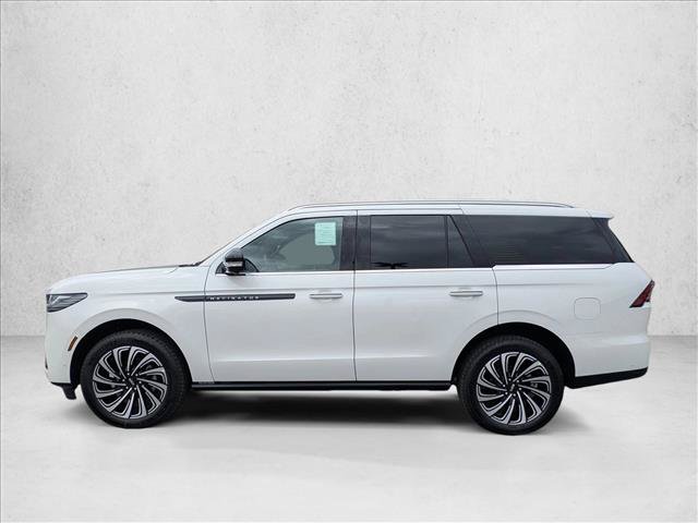New 2025 Lincoln Navigator Black Label AWD/4WD image 5