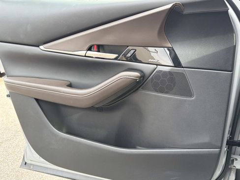 Used 2025 MAZDA CX-30 AWD 2.5 S w/ Premium Package image 18