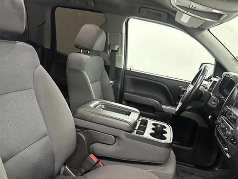 Used 2018 Chevrolet Silverado 1500 LT w/ All Star Edition image 35