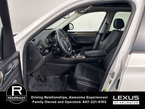 Used 2017 BMW X3 xDrive28i AWD/4WD image 5
