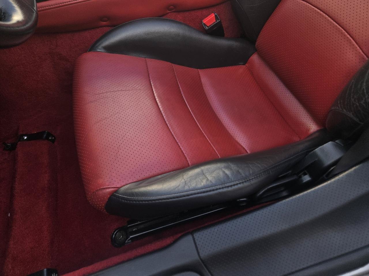 Used 2004 Honda S2000 image 30