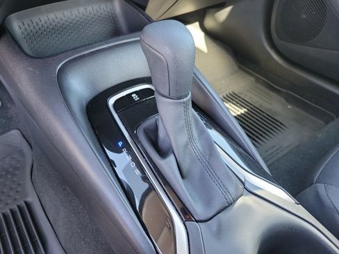 Used 2025 Toyota Corolla LE image 12