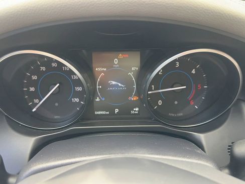 Used 2017 Jaguar XF Premium RWD image 25