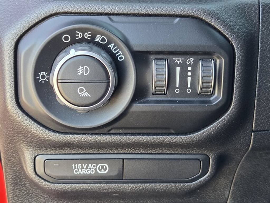 Used 2020 Jeep Gladiator Rubicon AWD/4WD image 34