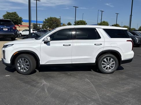 New 2025 Hyundai Palisade SE image 2