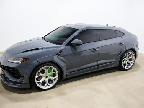 Used 2023 Lamborghini Urus S AWD/4WD image 12