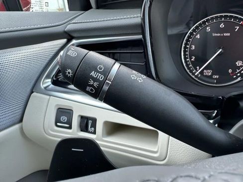 Certified 2023 Cadillac XT6 Premium Luxury image 78