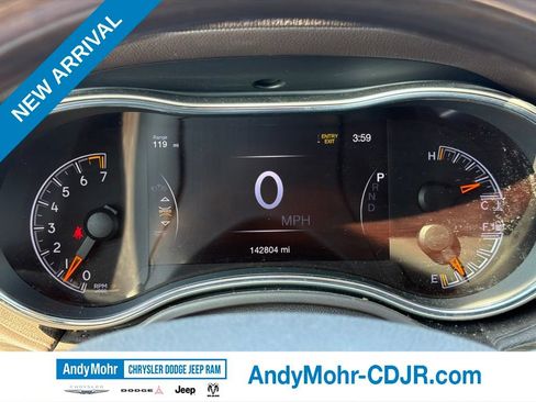 Used 2017 Jeep Grand Cherokee Overland AWD/4WD image 9