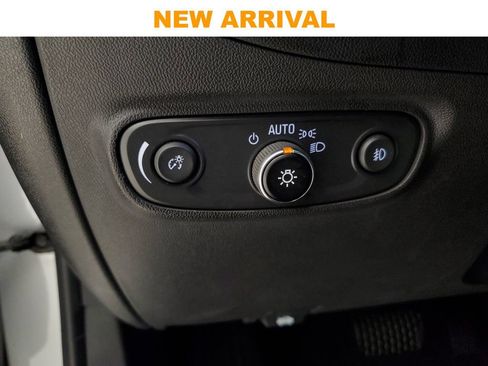 Used 2021 Chevrolet Equinox LT AWD/4WD image 13