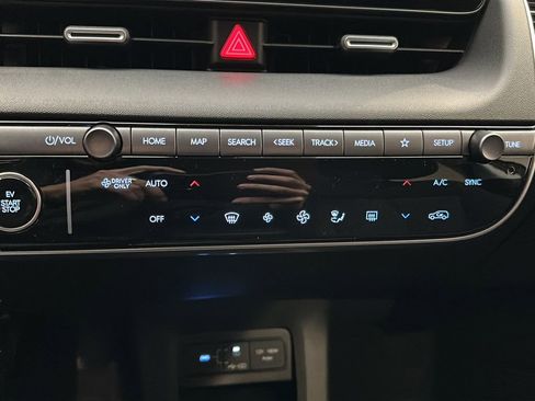 New 2026 Hyundai Ioniq 5 SE image 26