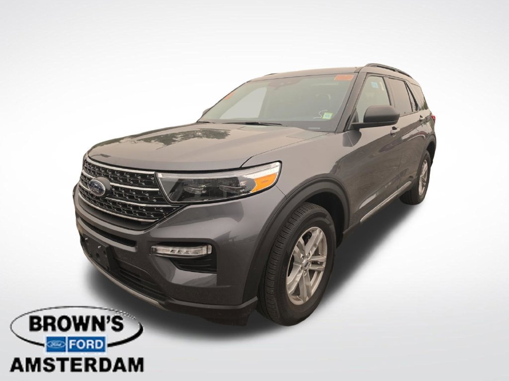 Used 2022 Ford Explorer XLT w/ Equipment Group 202A AWD/4WD image 4