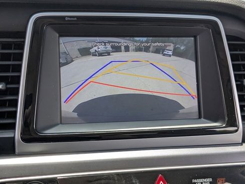 Used 2018 Hyundai Sonata SE image 9