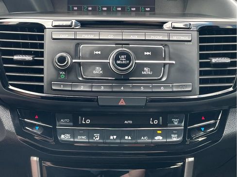 Used 2017 Honda Accord Sport Special Edition image 17