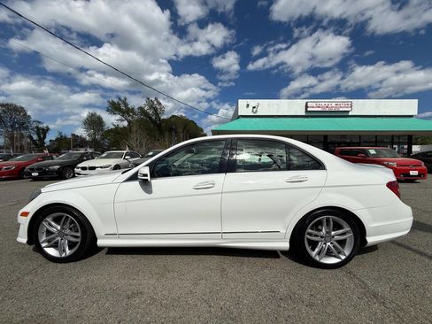 Used 2014 Mercedes-Benz C 250 Sedan image 7