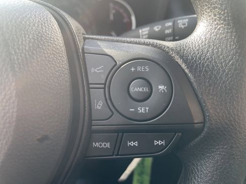 Used 2025 Toyota RAV4 LE image 26