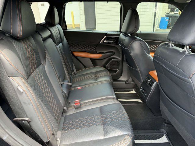 Used 2022 Mitsubishi Outlander SEL AWD/4WD image 11