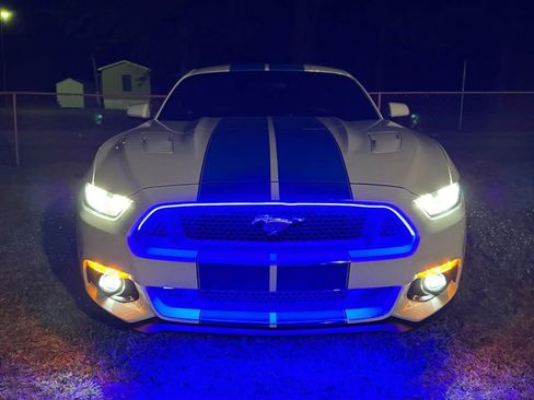 Used 2016 Ford Mustang GT RWD image 36