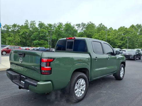 Used 2022 Nissan Frontier SV AWD/4WD image 7