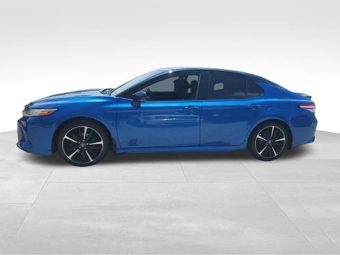 Used 2020 Toyota Camry XSE w/ Navigation Package FWD image 7