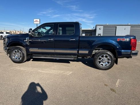 Used 2022 Ford F350 Lariat w/ Lariat Ultimate Package image 4