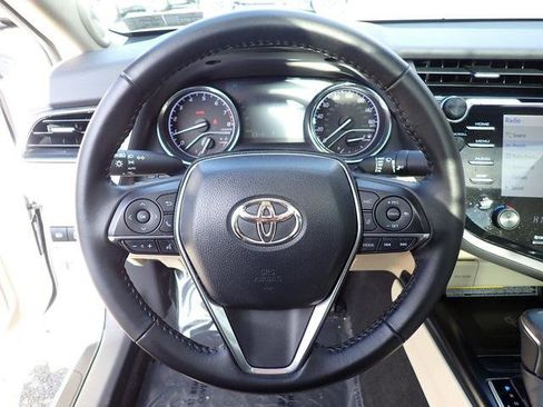 Certified 2019 Toyota Camry XLE image 23