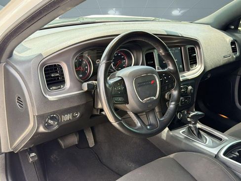 Used 2022 Dodge Charger GT RWD image 4