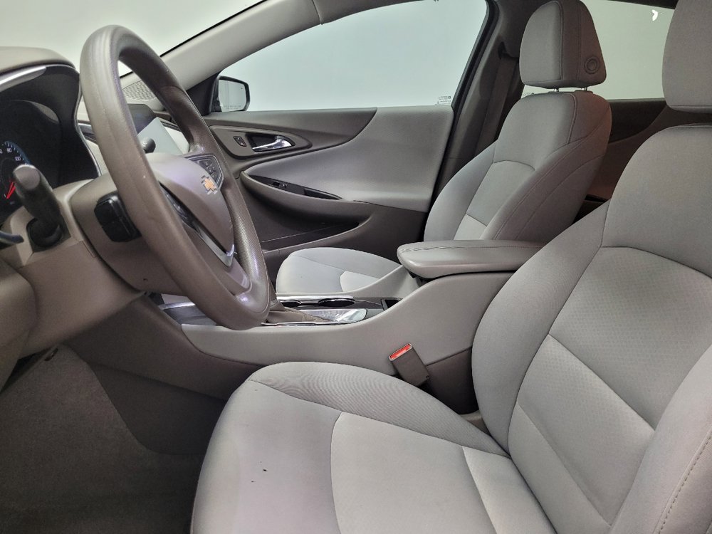 Used 2020 Chevrolet Malibu LT FWD image 17