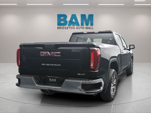 Used 2026 GMC Sierra 1500 SLT AWD/4WD image 5