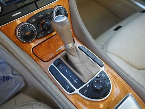 Used 2008 Mercedes-Benz SL 550 image 12