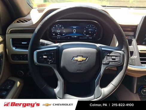 Used 2023 Chevrolet Tahoe Premier AWD/4WD image 24