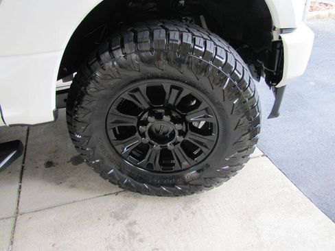 Used 2022 Ford F250 XLT AWD/4WD image 22