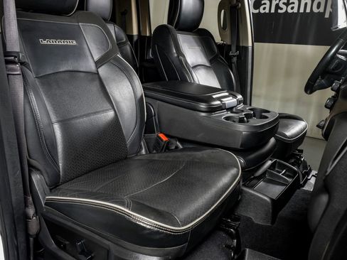 Used 2020 RAM 2500 Laramie image 30