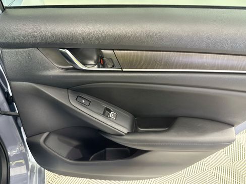 Used 2022 Honda Accord Touring image 26