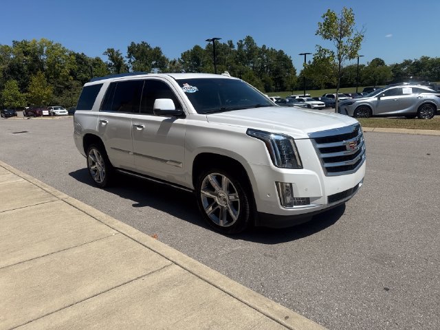 Used 2019 Cadillac Escalade Premium Luxury AWD/4WD image 6
