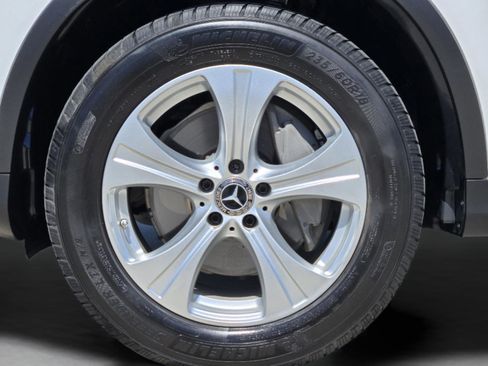 Used 2018 Mercedes-Benz GLC 300 image 39