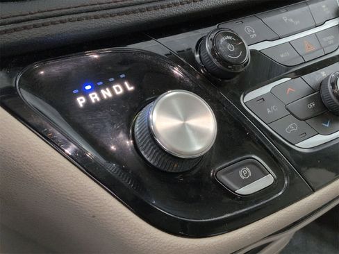 Certified 2020 Chrysler Pacifica Limited image 34