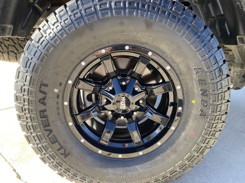 Used 2020 Jeep Gladiator Rubicon image 10